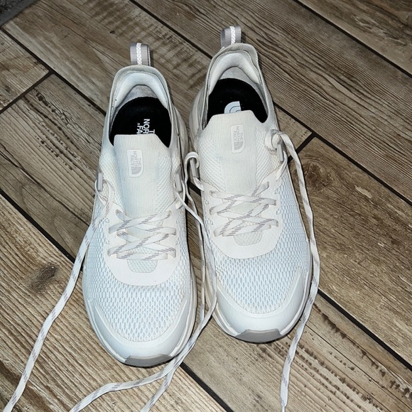 The North Face Sneakers - Picture 3 of 7